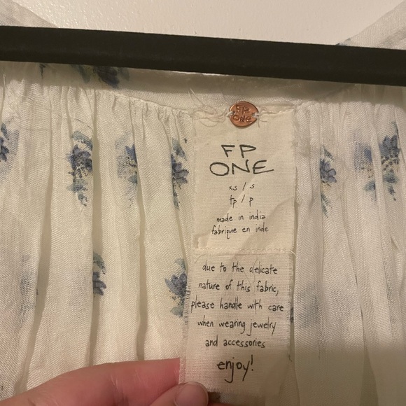 Free people one handmade linen blouse - Picture 3 of 4